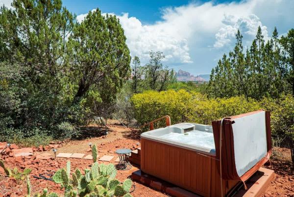 A la foto es mostra l'objecte Dreamy Design Stargaze from Hot Tub for Family situat a la ciutat de Sedona.