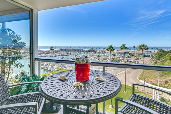 Beachfront, Amazing 180-degree View - Oceanside, CA