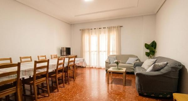 Na zdjęciu widoczny jest obiekt Vivienda Agustín Durán położony w mieście Malaga.