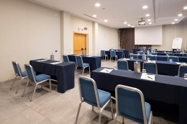 A la foto es mostra l'objecte voco Parma & Congressi by IHG situat a la ciutat de Parma.
