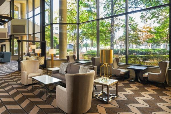 På billedet ses objektet Memphis Riverline Hotel beliggende i byen Memphis.