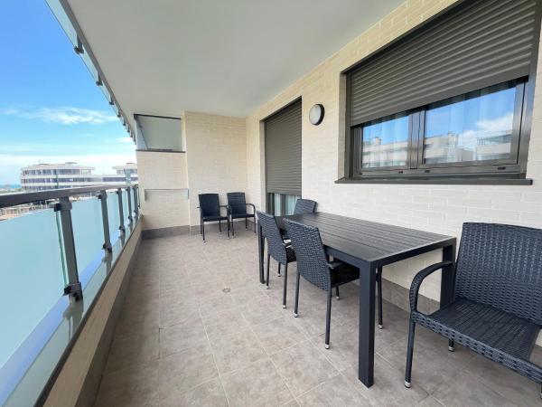 Los ÁLamos Breeze - 3br Next To The Beach Apt - Free Parking - Salt Pool - Torremolinos