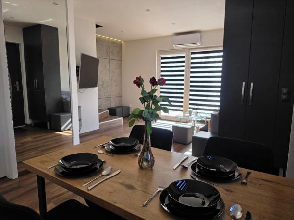 A la foto es mostra l'objecte Luxury Apartments Bernardyńska Domek 1 , 2 Parking Free situat a la ciutat de Kielce.
