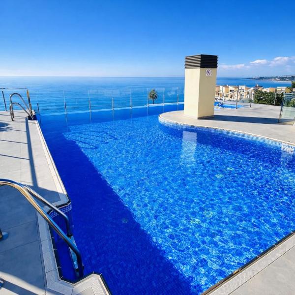 Luxury Duplex Infinity Pool - Ehhouse - Estepona