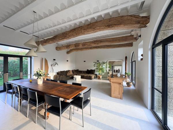 På billedet ses objektet Maison haut de gamme 5 chambres - Baie du Mont Saint Michel beliggende i byen Champeaux.