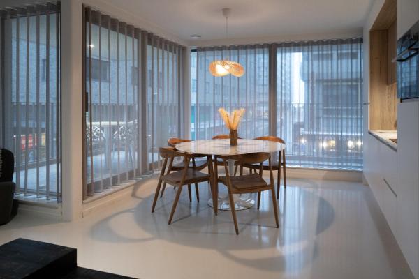 Modern 2-bedroom Apartment With Balcony - De Haan