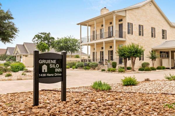 Gruene Silo Inn - New Braunfels, TX