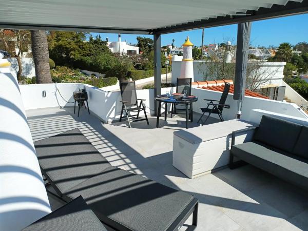 Casa Vista Do Mar Cozy Townhouse In Carvoeiro - 卡武埃魯