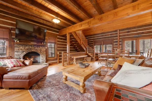 Luxury Mountain Retreat W/ Hot Tub In Franklin! - Franklin, NC