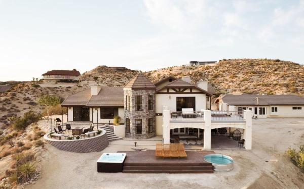 Citadel By Fieldtrip 5bd Boulder Estate W Amenities - Yucca Valley, CA