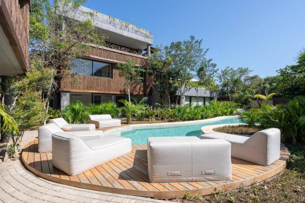 Exclusive 2BR Lock-Off Huge Terrace & Private Pool Humana Tulum, Тулум