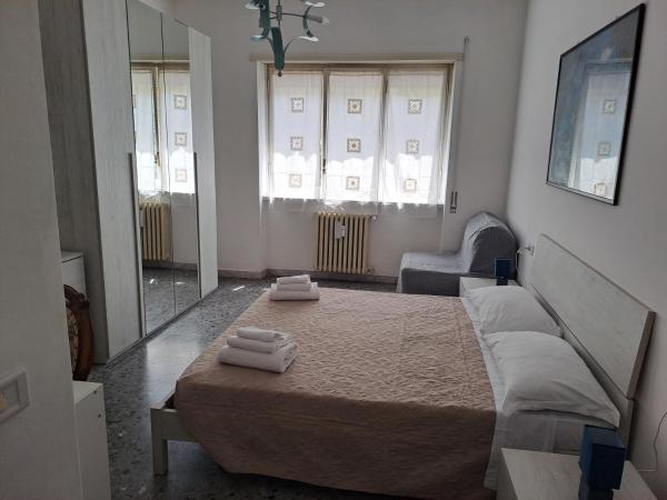 Gold Sunshine Srls Guest House O Affittacamere - Fiumicino