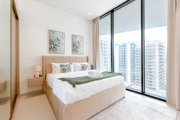 A la foto es mostra l'objecte Modern 1BR with Private Pool ,Binghatti Phantom JVC situat a la ciutat de Dubai.