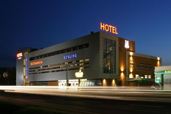 照片显示了位于Uszew市的QUEST HOTEL - dawniej Hotel Planeta物件。