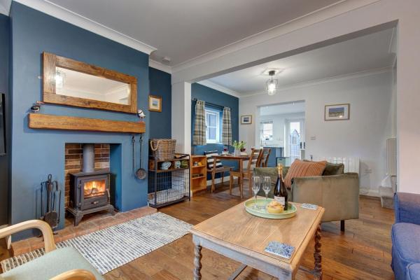 1 The Cottages - Sheringham
