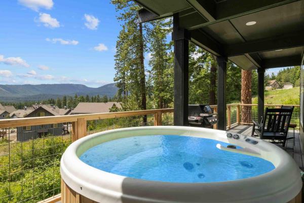 Ridge Retreat - Ronald, WA