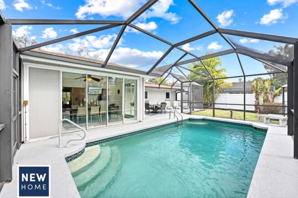 The Siesta Shortcut | Spacious Pool Home Minutes To Siesta Key Beach - Sarasota, FL