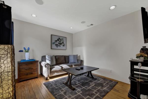 Guest Quarters - 2 Blocks To Main Street! - Fredericksburg, TX