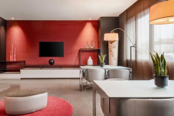 A la foto es mostra l'objecte AC Hotel Padova by Marriott situat a la ciutat de Pàdua.