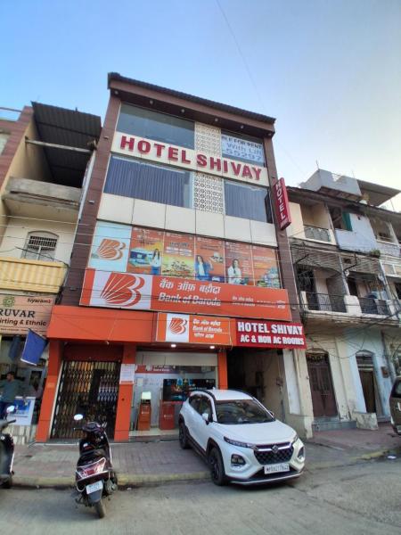 A la foto es mostra l'objecte Hotel Shivay situat a la ciutat de Indore.