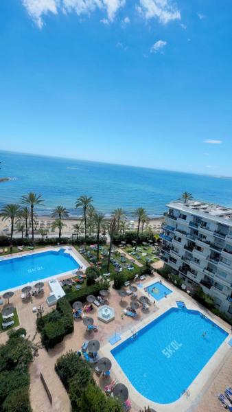 A la foto es mostra l'objecte Marbella Skol situat a la ciutat de Marbella.