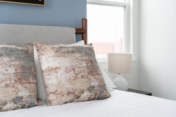 Landing Beautiful 2bd In Lees Summit - Kansas City, MO