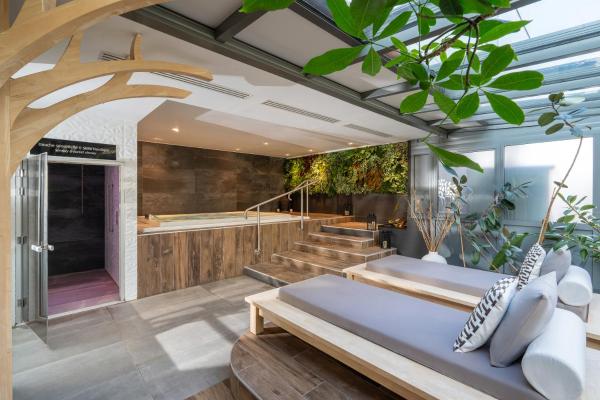 Bw Plus Central Park Hotel & Spa - Angoulins