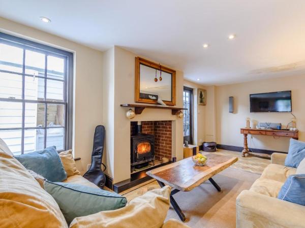 3 Bed In Faversham 78880 - Faversham