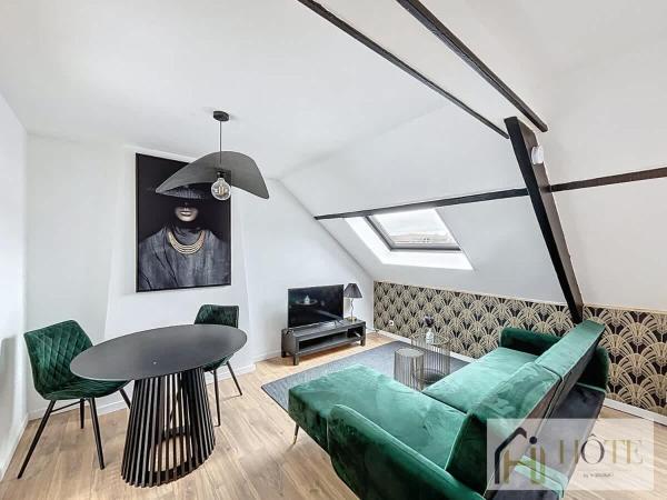 Auf dem Foto ist das Objekt Le Studio Urbain - Appartement Calme au Dernier Étage in der Stadt Dunkerque zu sehen.