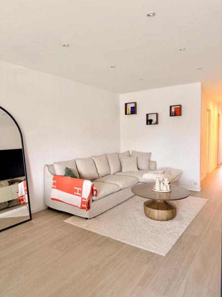 Appartement 4 Personnes, Plage 2 Min , Bus Direct Cannes Centre - Saint-Raphaël