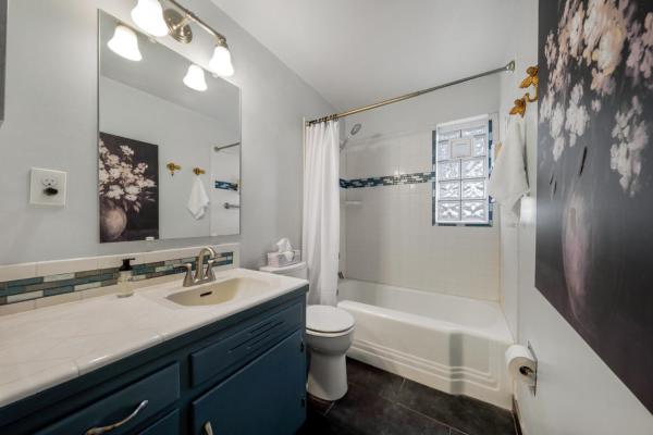 5 Min To Tmc, 3 Br 2 Ba, Yard And Grill, Central - Tucson, AZ