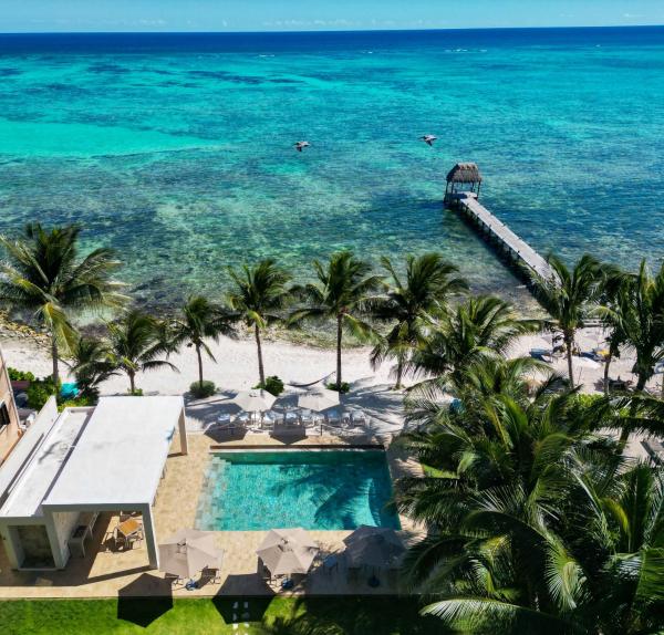 Na zdjęciu widoczny jest obiekt EEB TI KAAN TULUM - Luxury Oceanfront Residences położony w mieście Tulum.