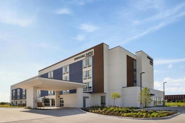 På billedet ses objektet SpringHill Suites by Marriott Grand Island beliggende i byen Doniphan.