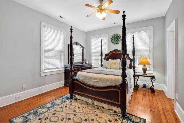 The Garden District Flat - Wilmington, NC
