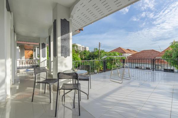 Kuva 7: Luxury 5 Bedrooms Pool Villa with Terrace