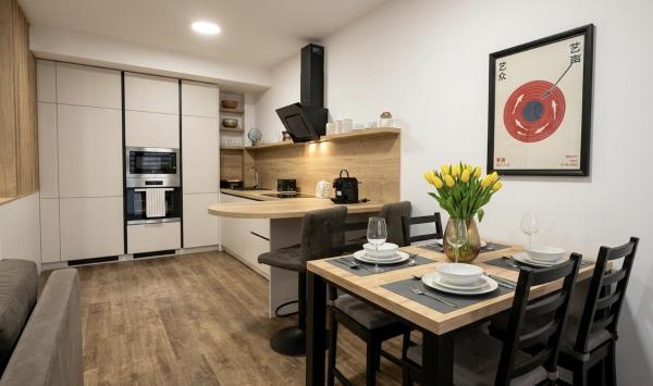 Black Lotus 3 I 24hr Self Check-in I City Centre I Free Parking - Kremnica