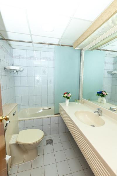 Chambre Double ou Lits Jumeaux Standard — 17 m² - Sun & Sands Sea View Hotel