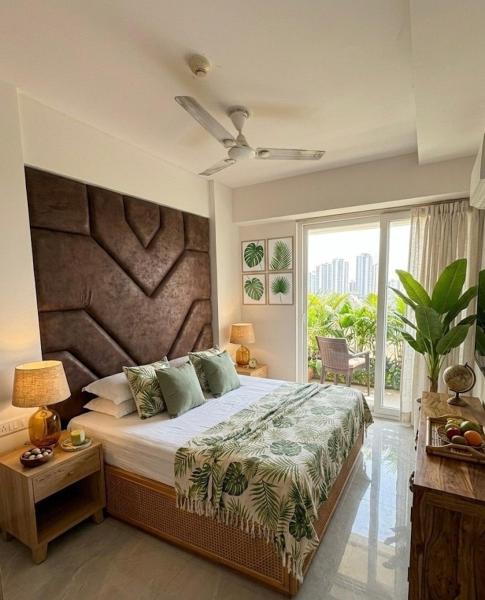 Airport 1bhk With Balcony,netflix,projector And Games - Delhi