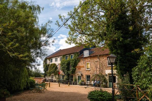 Na fotografii je vidět objekt Sculthorpe Mill nacházející se ve městě Fakenham.