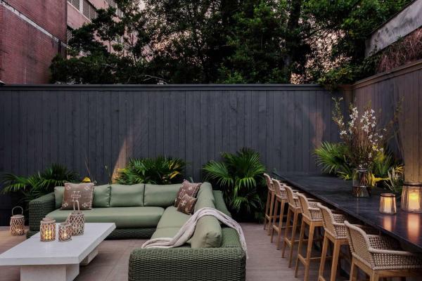 6-bedroom Garden District Suite Shared Hotel Pool - Louisiane