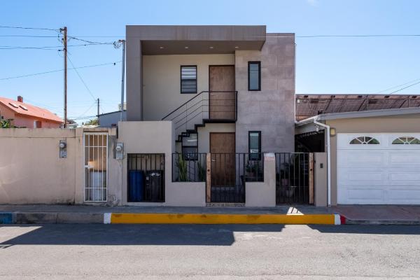 New Downtown Apt For 2, 5 Min To The Beach And Dt, Wif And Ac - Ensenada