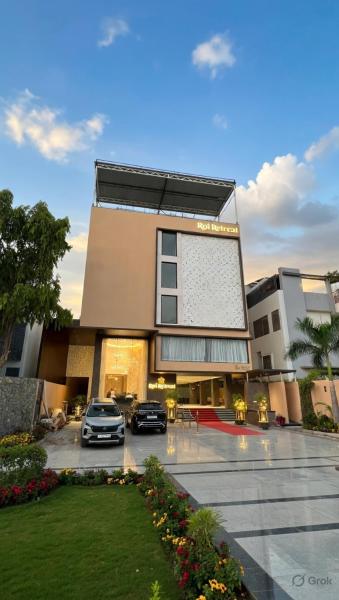 Roi Retreat - Akola