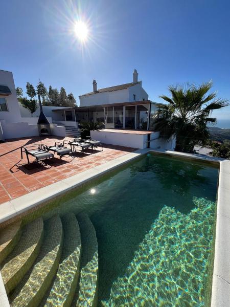 A la foto es mostra l'objecte Casa La Jolla B&B situat a la ciutat de Cómpeta.