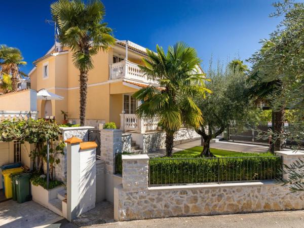 Apartment In Poreč Near ŠPadici Beach - Poreč