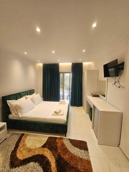 Amelia Room's - Himarë