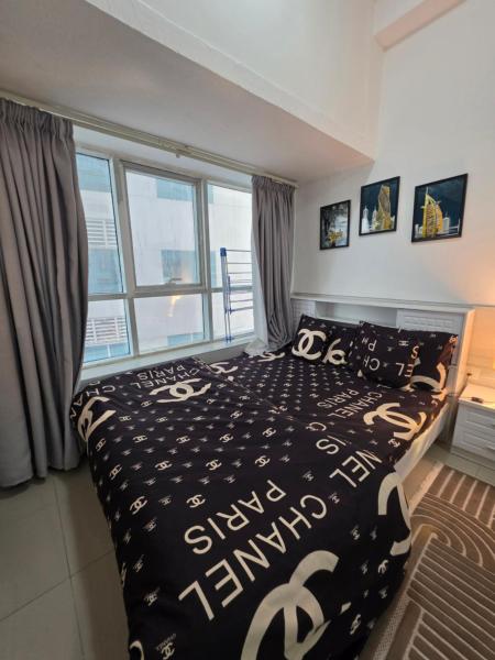 Na fotografii je vidět objekt Ajman Studio Downtown B2OO7 nacházející se ve městě Adžmán.