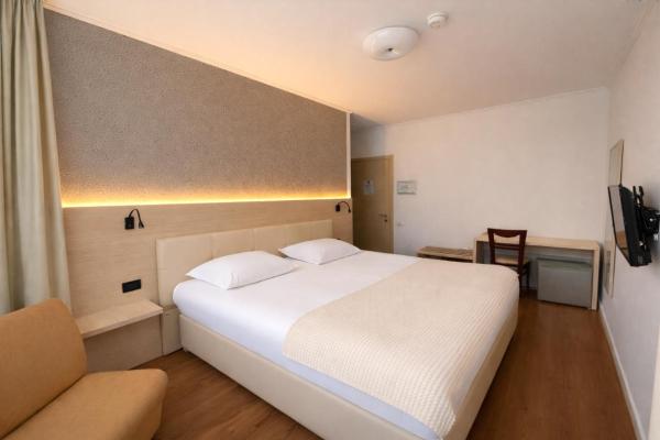 Signature Idea hotel, Tirana