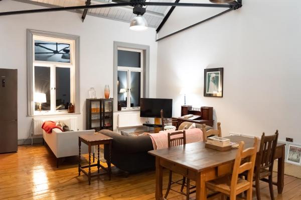 A la foto es mostra l'objecte High living @ Ferguson Court situat a la ciutat de Stanwix.