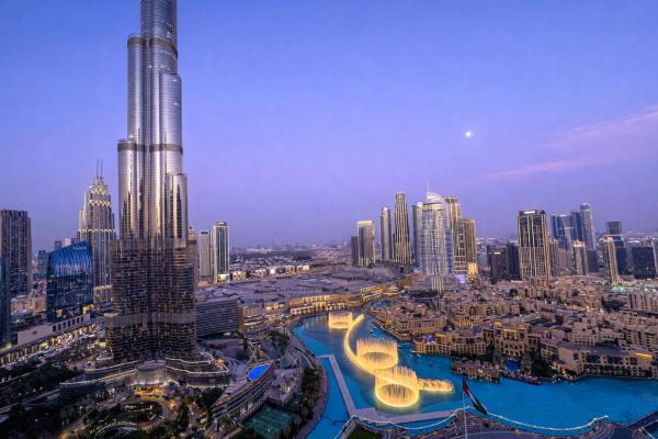 På billedet ses objektet Direct Burj Khalifa View I Minutes Walk to Dubai Mall I Stunning Fountain Views I One Lux Stay Grande Signature Residence beliggende i byen Dubai.