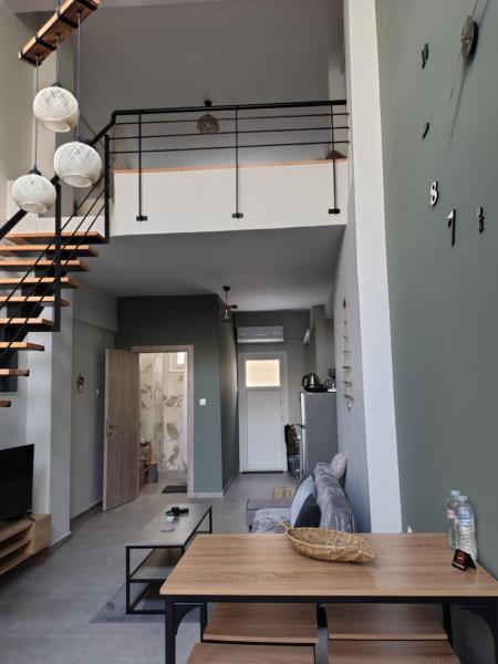 Konstantinos Loft - Серре